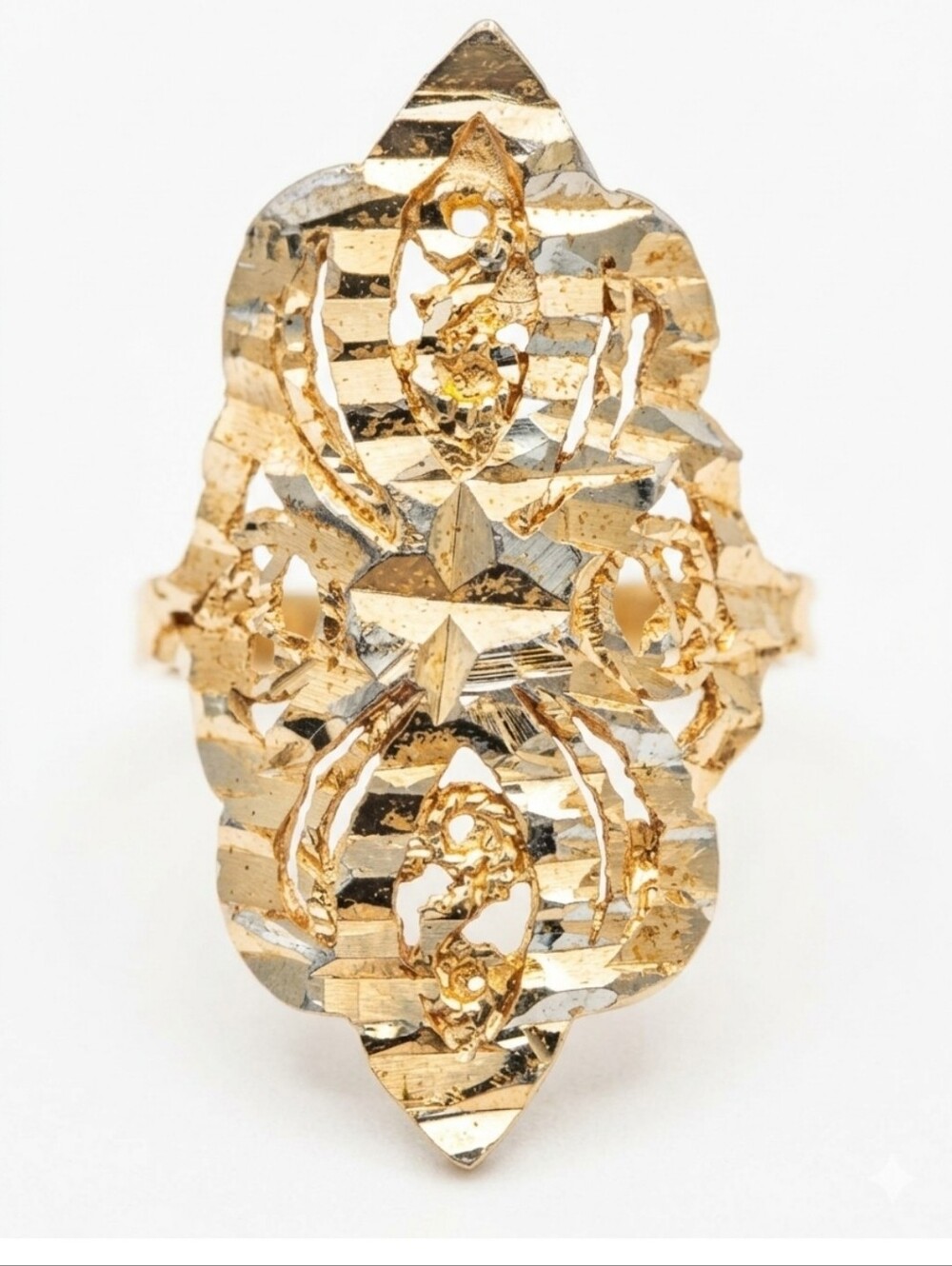 Vtg Unique Gold Tone Filigree Cut Out Design Statement Ring -  Size 6.5